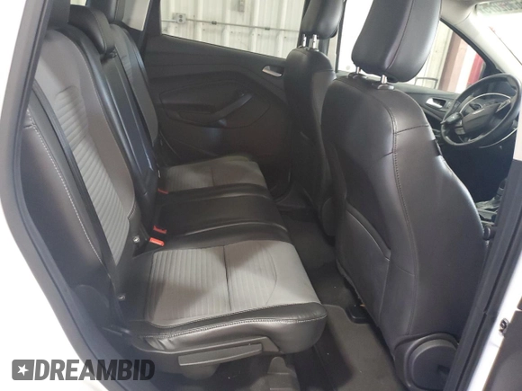 2019 Ford Escape SE z VIN 1FMCU9GD3KUA68315, wystawiony jako Copart lot #56362675 z przebiegiem 158 657 mil mil oraz Czysty tytuł • Clean title. Historia ofert i sprzedaży dostępna na DreamBid. Obrazek 11.