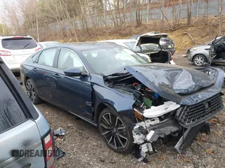2024 Honda Accord Touring with VIN 1HGCY2F87RA047663, listed as a IAAI auction lot 42011072 with 8,142 mi miles and . Bid and sale history available at DreamBid. Image 1.