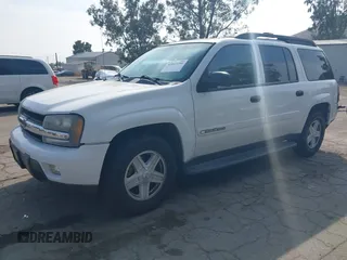 2003 Chevrolet TrailBlazer EXT LT with VIN 1GNES16S236228394, listed as a IAAI auction lot 42043190 with 144,407 mi miles. Bid and sale history available at carsss.com. Image 2.