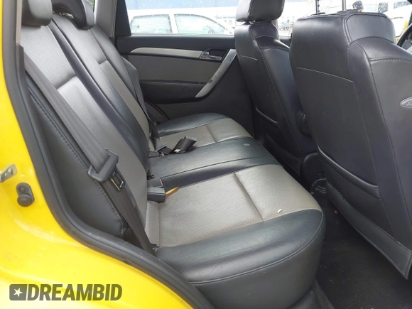 2009 Chevrolet Aveo 2LT z VIN KL1TG66E89B621557, wystawiony jako IAAI lot #41813220 z przebiegiem 125 455 mil mil oraz . Historia ofert i sprzedaży dostępna na DreamBid. Obrazek 8.