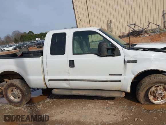 2000 Ford F-250 XL z VIN 1FTNX21F7YEC15664, wystawiony jako IAAI lot #41600552 z przebiegiem 340 100 mil mil oraz . Historia ofert i sprzedaży dostępna na DreamBid. Obrazek 13.