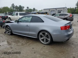 2015 Audi A5 Premium Plus z VIN WAUMFAFR3FA030329, wystawiony jako Copart lot #55660115 z przebiegiem 60 506 mil mil oraz Tytuł czysty. Historia ofert i sprzedaży dostępna na DreamBid. Obrazek 2.