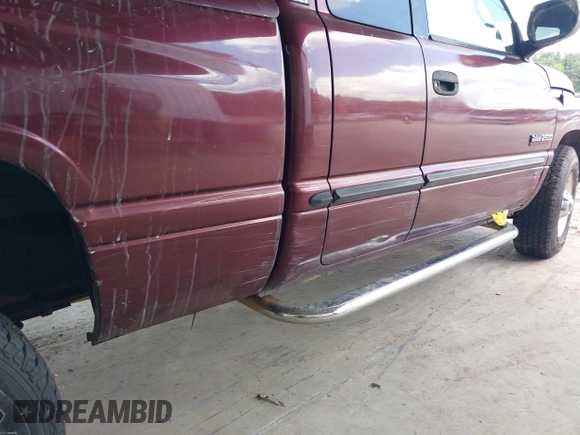 2000 Dodge 2500 with VIN 3B7KC2364YG142578, listed as a IAAI auction lot 42456567 with 326,789 mi miles and . Bid and sale history available at DreamBid. Image 6.