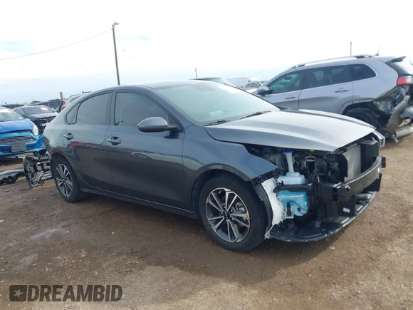 2024 Kia Forte LXS with VIN 3KPF24AD9RE709771, listed as a IAAI auction lot 41351206 with 8,009 mi miles and . Bid and sale history available at DreamBid. Image 14.