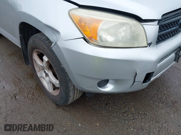 2008 Toyota RAV4 with VIN JTMBD33V985174122, listed as a IAAI auction lot 42050652 with 131,616 mi miles. Bid and sale history available at carsss.com. Image 16.