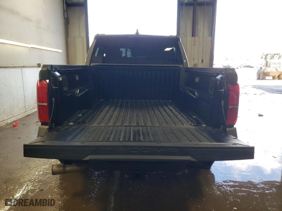 2024 Toyota Tacoma 4WD SR5 with VIN 3TMLB5JNXRM036139, listed as a Copart auction lot 46434575 with 10,967 mi miles and Salvage Title. Bid and sale history available at carsss.com. Image 6.