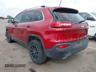 2017 Jeep Cherokee Latitude with VIN 1C4PJLCS1HW669834, listed as a IAAI auction lot 41916950 with 144,596 mi miles and . Bid and sale history available at carsss.com. Image 3.