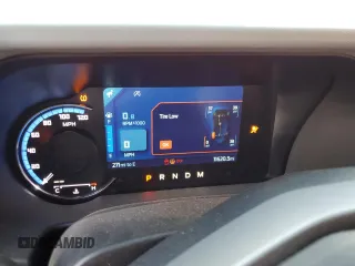 2023 Ford Bronco z VIN 1FMEE5DP6PLC01420, wystawiony jako Copart lot #52883195 z przebiegiem 11 620 mil mil oraz Szkoda całkowita • Salvage title. Historia ofert i sprzedaży dostępna na DreamBid. Obrazek 9.
