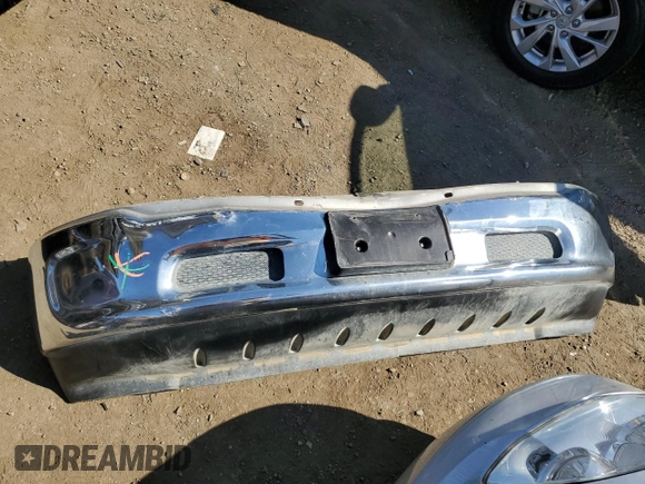 2015 Ram 1500 Tradesman with VIN 3C6JR6DG9FG596080, listed as a Copart auction lot 74025904 with 180,789 mi miles and Salvage title. Bid and sale history available at DreamBid. Image 12.