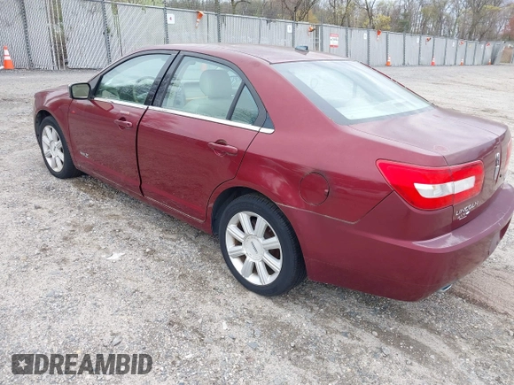 2007 Lincoln MKZ z VIN 3LNHM26TX7R625371, wystawiony jako IAAI lot #42051234 z przebiegiem 152 777 mil mil oraz . Historia ofert i sprzedaży dostępna na DreamBid. Obrazek 3.
