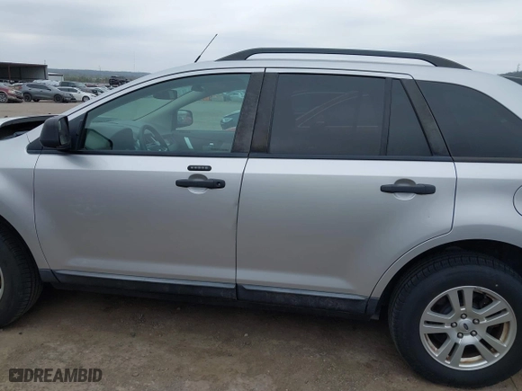 2011 Ford Edge SE with VIN 2FMDK3GC9BBA75516, listed as a IAAI auction lot 41937179 with 163,438 mi miles. Bid and sale history available at carsss.com. Image 15.
