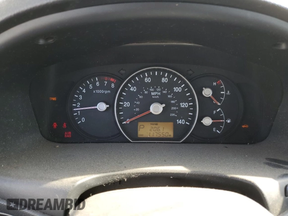 2008 Kia Rondo LX with VIN KNAFG526087154132, listed as a Copart auction lot 77683004 with 117,550 mi miles and Salvage Title. Bid and sale history available at carsss.com. Image 9.