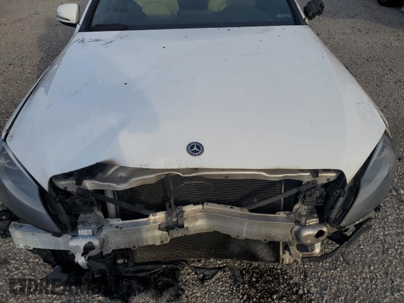 2018 Mercedes-Benz C with VIN 55SWF4JB4JU243943, listed as a Copart auction lot 87424254 with Not Provided miles and Non Repairable. Bid and sale history available at carsss.com. Image 12.