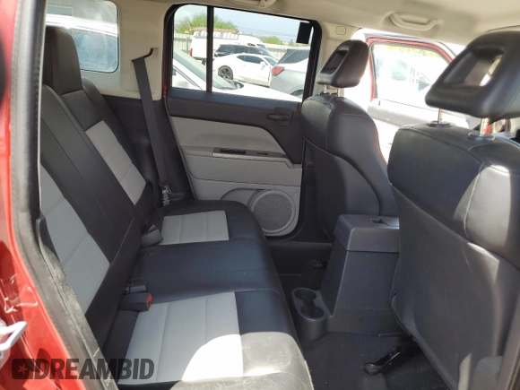 2007 Jeep Patriot Limited with VIN 1J8FF48W27D320375, listed as a Copart auction lot 59554445 with 223,495 mi miles and Salvage title. Bid and sale history available at DreamBid. Image 11.
