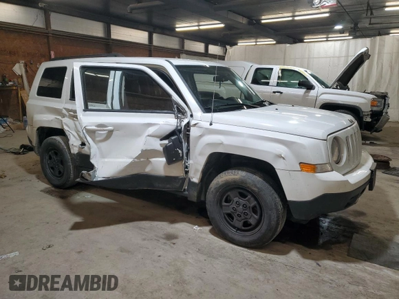 2015 Jeep Patriot Sport with VIN 1C4NJRBB5FD427150, listed as a Copart auction lot 75555184 with 193,810 mi miles and Salvage title. Bid and sale history available at DreamBid. Image 4.