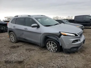 2017 Jeep Cherokee Latitude with VIN 1C4PJLCB3HW586874, listed as a Copart auction lot 46479665 with 97,124 mi miles and Salvage Title. Bid and sale history available at carsss.com. Image 4.