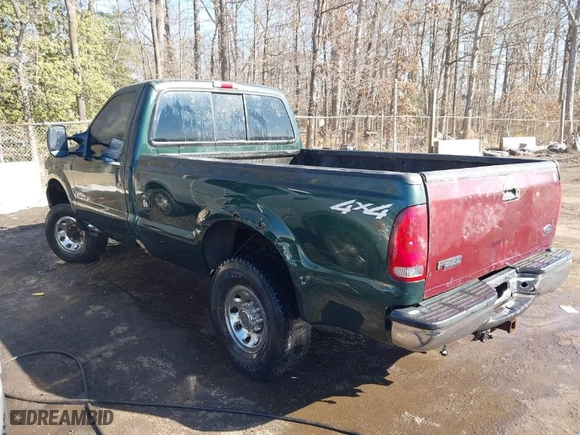 2003 Ford Super Duty F-250 XL with VIN 1FTNF21P03ED23919, listed as a IAAI auction lot 41419706 with 1 mi miles. Bid and sale history available at carsss.com. Image 3.