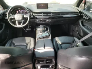 2017 Audi Q7 Prestige z VIN WA1VAAF71HD057870, wystawiony jako Copart lot #55448595 z przebiegiem 108 885 mil mil oraz Czysty tytuł • Clean title. Historia ofert i sprzedaży dostępna na DreamBid. Obrazek 8.