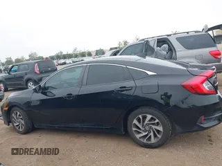 2017 Honda Civic EX z VIN 2HGFC2F74HH522513, wystawiony jako IAAI lot #42277349 z przebiegiem 100 143 mil mil oraz . Historia ofert i sprzedaży dostępna na DreamBid. Obrazek 14.
