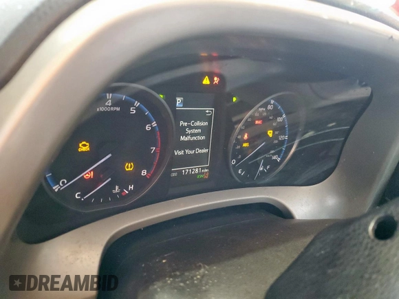 2018 Toyota RAV4 XLE с VIN 2T3WFREV0JW416077, выставлен на аукционе Copart как лот 62170165 с пробегом 171 281 миль миль и Списание • Salvage title. История ставок и продаж доступна на DreamBid. Изображение 9.
