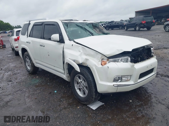 2010 Toyota 4Runner SR5 z VIN JTEZU5JR7A5008313, wystawiony jako IAAI lot #42242277 z przebiegiem 276 484 mil mil oraz . Historia ofert i sprzedaży dostępna na DreamBid. Obrazek 1.