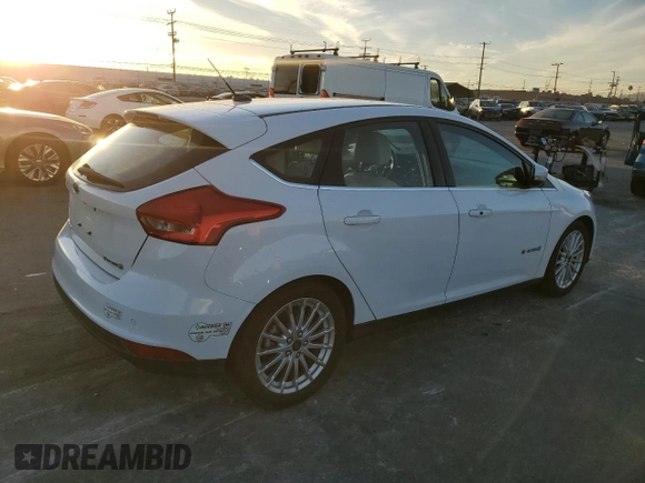 2016 Ford Focus Electric z VIN 1FADP3R43GL238458, wystawiony jako Copart lot #84111784 z przebiegiem 116 907 mil mil oraz Szkody całkowita. Historia ofert i sprzedaży dostępna na DreamBid. Obrazek 3.
