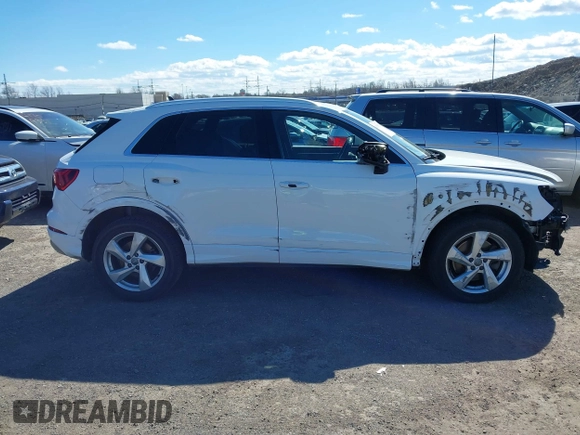 2019 Audi Q3 Premium with VIN WA1AECF37K1077089, listed as a IAAI auction lot 41742732 with 61,038 mi miles and . Bid and sale history available at DreamBid. Image 13.