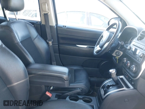 2016 Jeep Compass Latitude with VIN 1C4NJCEA3GD734883, listed as a IAAI auction lot 41340569 with 150,165 mi miles. Bid and sale history available at carsss.com. Image 5.
