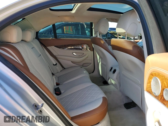 2019 Mercedes-Benz E 450 with VIN WDDZF6JB5KA491015, listed as a Copart auction lot 79105104 with 28,738 mi miles and Salvage Title. Bid and sale history available at DreamBid. Image 10.
