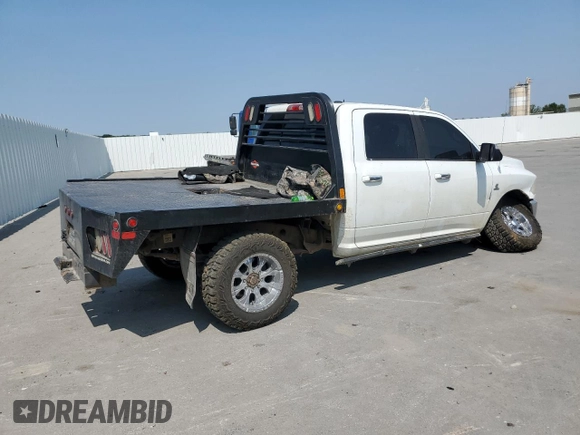 2011 Ram 2500 Big Horn with VIN 3D7UT2CL0BG529429, listed as a Copart auction lot 70196924 with 343,443 mi miles and Salvage Title. Bid and sale history available at carsss.com. Image 3.