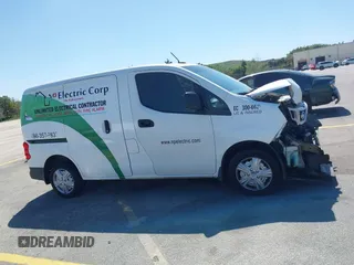 2015 Nissan NV200 SV with VIN 3N6CM0KN3FK708817, listed as a IAAI auction lot 41716806 with 132,296 mi miles and . Bid and sale history available at carsss.com. Image 13.