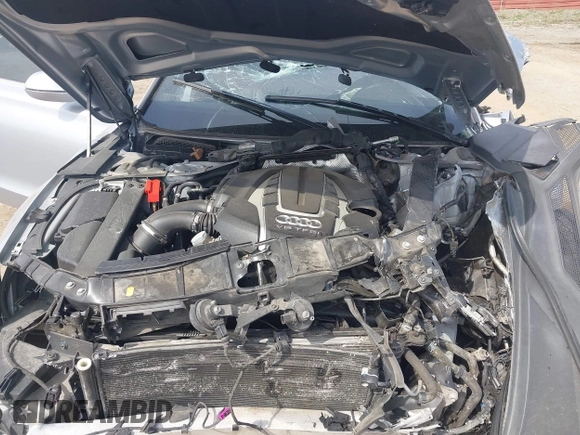 2016 Audi A8 Sport z VIN WAU43AFD0GN011518, wystawiony jako IAAI lot #42096343 z przebiegiem Nie podano mil oraz . Historia ofert i sprzedaży dostępna na DreamBid. Obrazek 10.