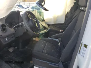 2022 Mercedes-Benz Sprinter Cargo with VIN W1Y40CHY0NT101988, listed as a Copart auction lot 84688584 with 71,888 mi miles and Salvage Title. Bid and sale history available at carsss.com. Image 7.