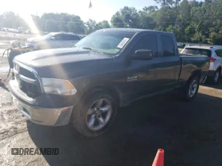 2017 Ram 1500 Tradesman z VIN 1C6RR6FG8HS591691, wystawiony jako Copart lot #55860855 z przebiegiem 210 203 mil mil oraz Szkoda całkowita • Salvage title. Historia ofert i sprzedaży dostępna na DreamBid. Obrazek 1.