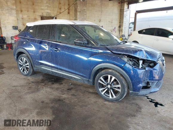 2019 Nissan Kicks SV z VIN 3N1CP5CU9KL518895, wystawiony jako IAAI lot #41341193 z przebiegiem 42 971 mil mil oraz . Historia ofert i sprzedaży dostępna na DreamBid. Obrazek 1.