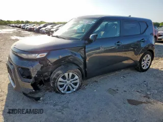 2021 Kia Soul LX with VIN KNDJ23AU0M7744602, listed as a Copart auction lot 51873895 with 31,450 mi miles and Salvage Title. Bid and sale history available at carsss.com. Image 1.
