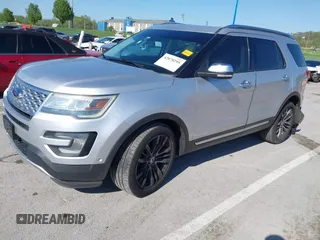 2016 Ford Explorer Platinum with VIN 1FM5K8HT8GGA75927, listed as a IAAI auction lot 42070295 with 135,093 mi miles and . Bid and sale history available at DreamBid. Image 2.
