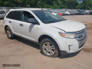 2011 Ford Edge SE with VIN 2FMDK3GC3BBA29499, listed as a IAAI auction lot 42071970 with 260,054 mi miles. Bid and sale history available at carsss.com. Image 1.