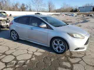 2014 Ford Focus ST with VIN 1FADP3L91EL399487, listed as a Copart auction lot 42525115 with 115,352 mi miles and Salvage Title. Bid and sale history available at carsss.com. Image 4.