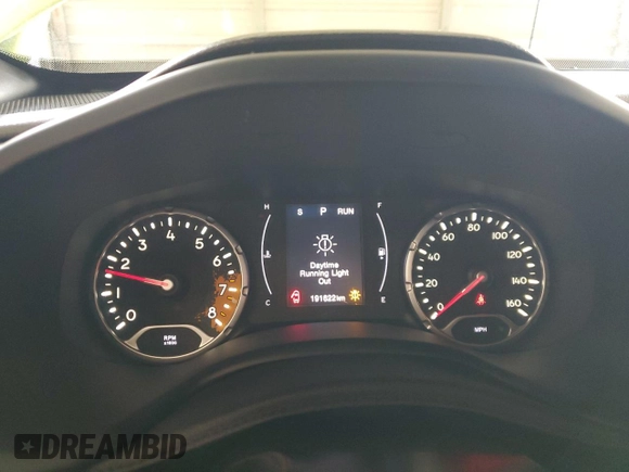 2018 Jeep Renegade Sport with VIN ZACCJBAB8JPH59058, listed as a Copart auction lot 52894125 with 191,622 mi miles and Salvage title. Bid and sale history available at DreamBid. Image 9.