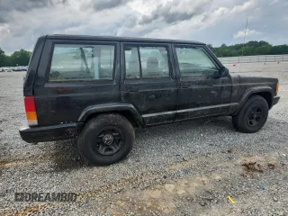 1999 Jeep Cherokee z VIN 1J4FF28P4XL560533, wystawiony jako Copart lot #59180605 z przebiegiem 190 262 mil mil oraz Czysty tytuł • Clean title. Historia ofert i sprzedaży dostępna na DreamBid. Obrazek 3.