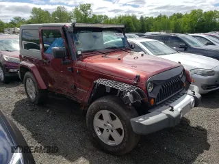 2008 Jeep Wrangler Sahara z VIN 1J4FA54198L505014, wystawiony jako Copart lot #55328045 z przebiegiem 128 049 mil mil oraz Szkoda całkowita • Salvage title. Historia ofert i sprzedaży dostępna na DreamBid. Obrazek 4.