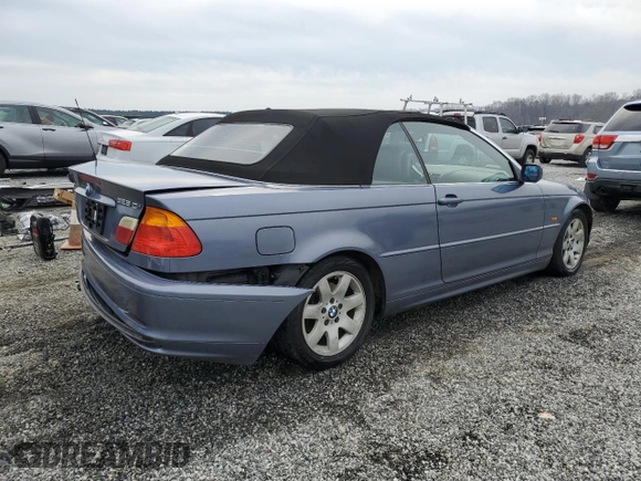 2003 BMW 3 Series 325Ci with VIN WBABS33403PG92095, listed as a Copart auction lot 48967325 with 189,880 mi miles and Salvage Title. Bid and sale history available at carsss.com. Image 3.