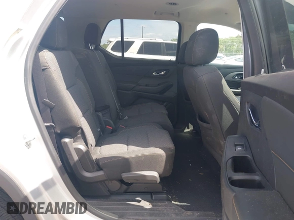 2020 Chevrolet Traverse LT Cloth with VIN 1GNERGKW0LJ306000, listed as a IAAI auction lot 42090962 with 50,559 mi miles. Bid and sale history available at carsss.com. Image 8.