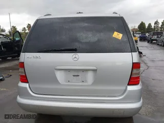 2001 Mercedes-Benz M-Class with VIN 4JGAB54E61A237617, listed as a IAAI auction lot 41788348 with 178,752 mi miles. Bid and sale history available at carsss.com. Image 16.