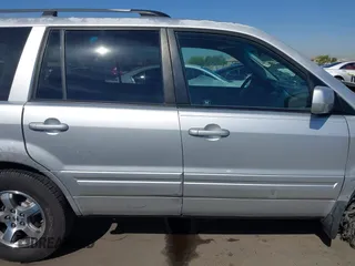 2006 Honda Pilot EX with VIN 5FNYF28436B028888, listed as a IAAI auction lot 42014594 with 219,180 mi miles and . Bid and sale history available at DreamBid. Image 14.