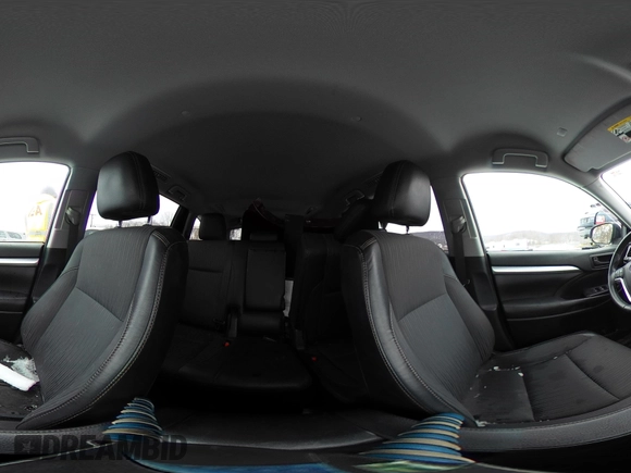 2018 Toyota Highlander LE с VIN 5TDBZRFH6JS903123, выставлен на аукционе IAAI как лот 41564004 с пробегом 109 852 миль миль и . История ставок и продаж доступна на DreamBid. Изображение 18.