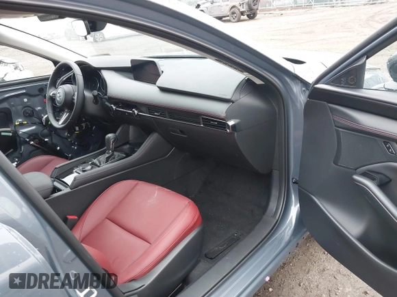 2025 Mazda 3 S Carbon Edition with VIN JM1BPBCM4S1760993, listed as a IAAI auction lot 41446098 with 102 mi miles and . Bid and sale history available at DreamBid. Image 5.