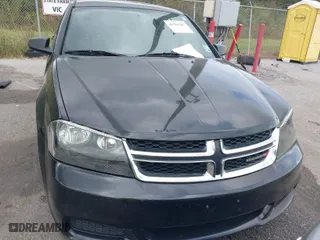 2013 Dodge Avenger SE with VIN 1C3CDZAB8DN725297, listed as a IAAI auction lot 40781847 with 142,049 mi miles. Bid and sale history available at carsss.com. Image 6.