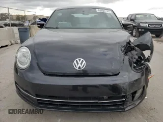 2012 Volkswagen Beetle 2.0T Turbo w/Sun/Sound with VIN 3VWV67AT2CM664806, listed as a Copart auction lot 86595164 with 158,239 mi miles and Salvage Title. Bid and sale history available at carsss.com. Image 5.